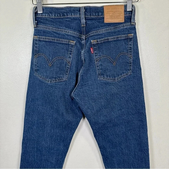 Levi's Womens Size 24 Wedgie Icon Fit Dark Wash  Jeans - Picture 13 of 16